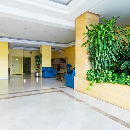 Apartment Puerto Banus, Marina Banus, 2br, 2bth, Pool, Parking, Marbella, 1j Marbella