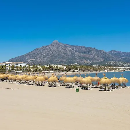 Apartment Puerto Banus, Marina Banus, 2br, 2bth, Pool, Parking, Marbella, 1j Marbella